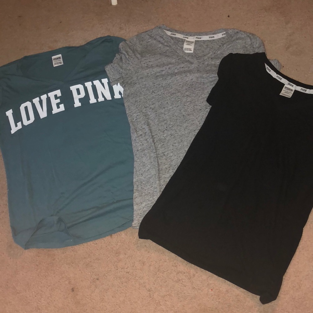 VS Pink T shirt Lot size small